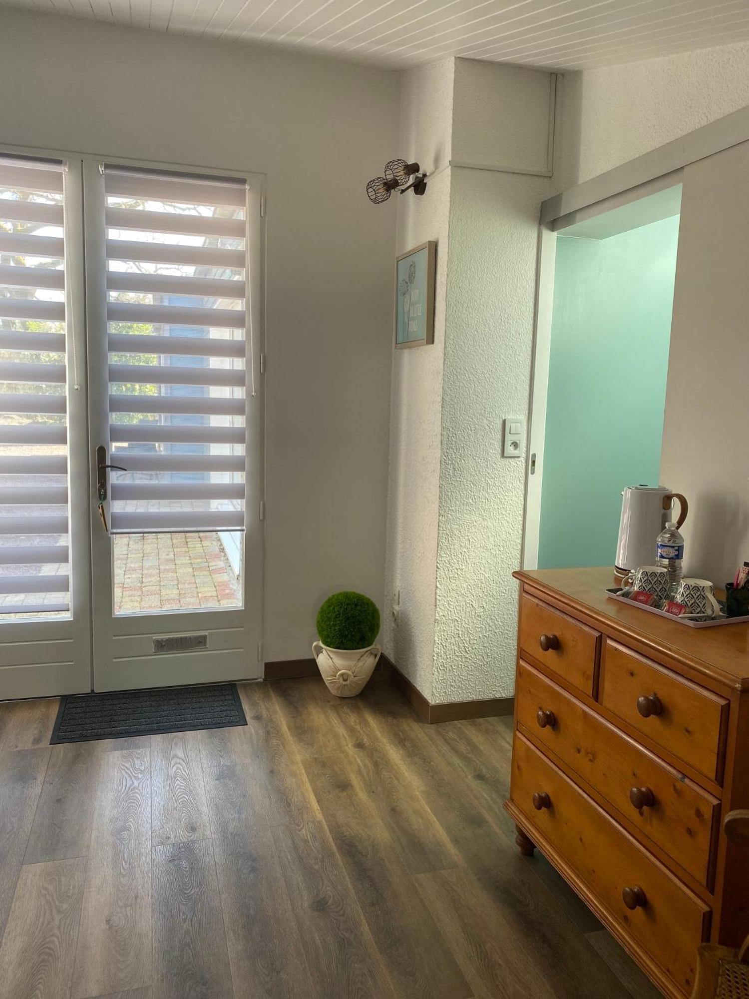 Le Clos Des Chenes Challans Bagian luar foto
